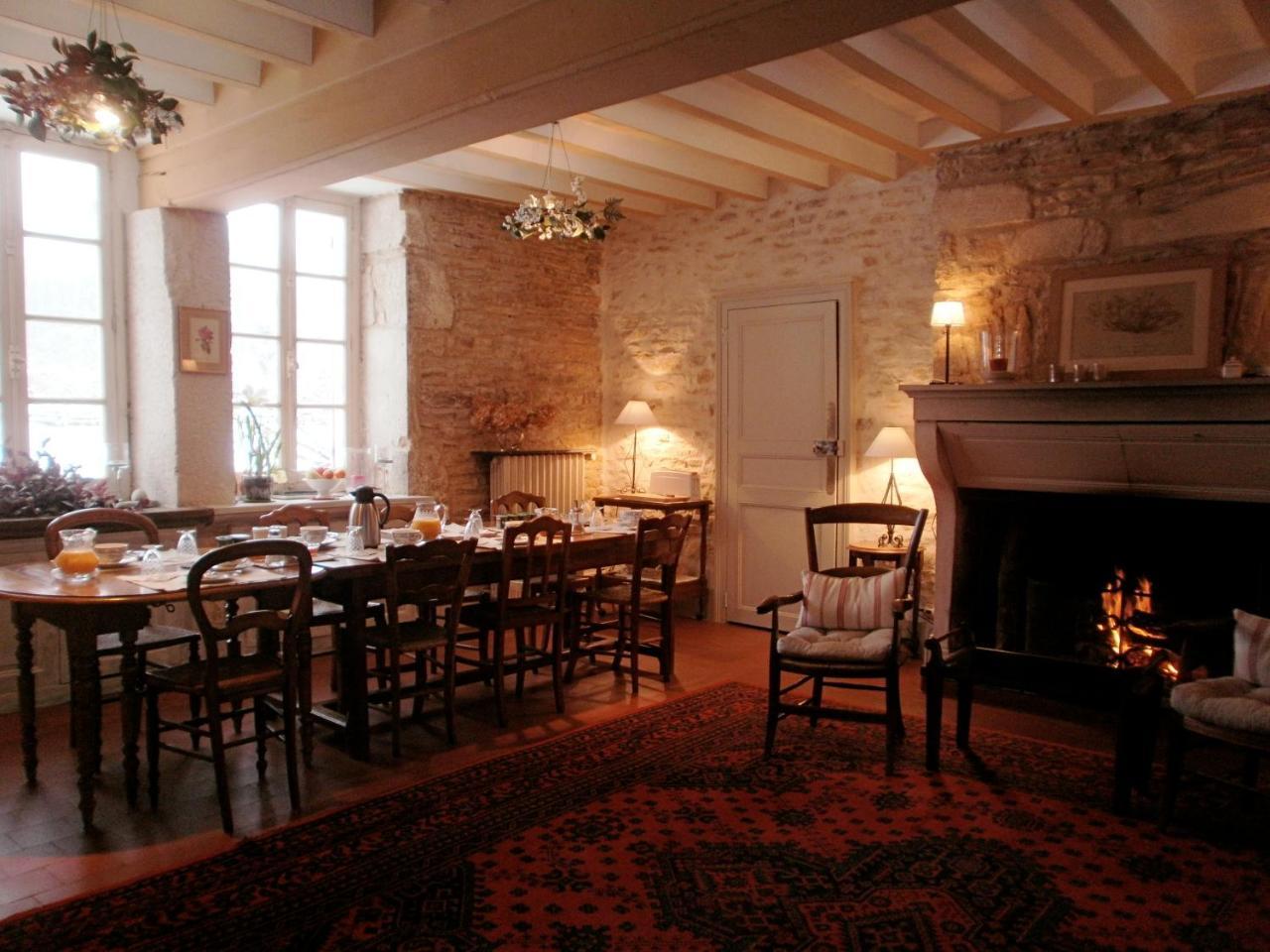 Bed and Breakfast Val De La Nef Joux-la-Ville Екстер'єр фото